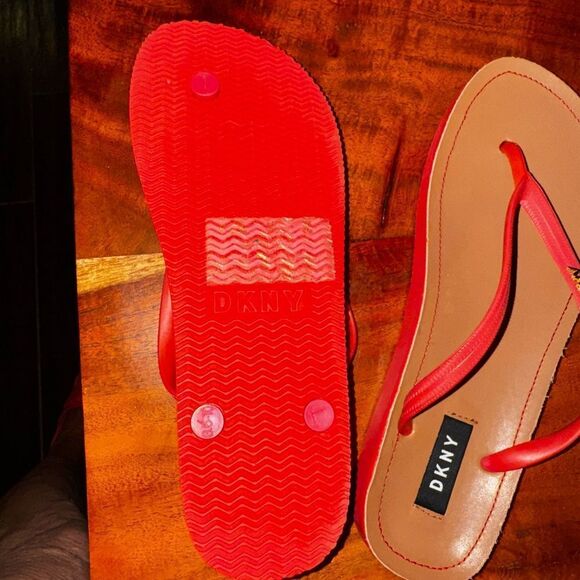 DKNY Red Thong Flip-Flop Sandals | Size 8 - Picture 2 of 2